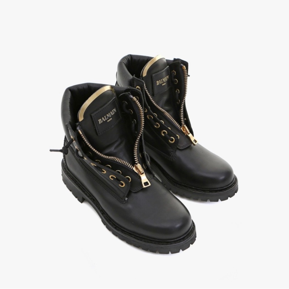Balmain
Balmain Black Leather Taiga Ankle Boots